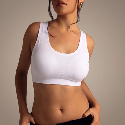 Detalle de la tela ultra fina y las copas push up